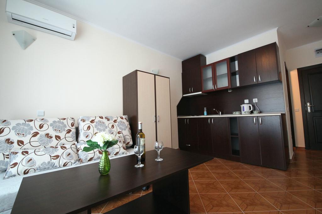 Saint Elena Apartcomplex Sluneční pobřeží Exteriér fotografie